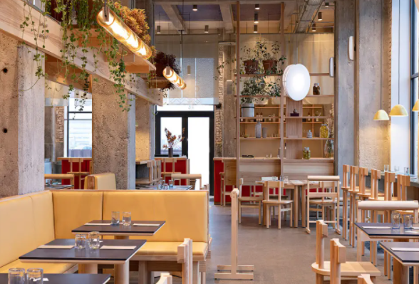 济阳区餐饮装修时怎样让空间感觉更好呢